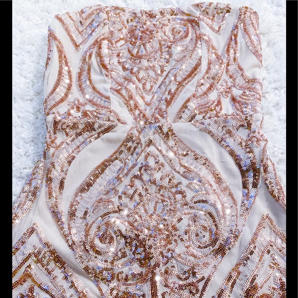 Nude Banjul Sequin Bodycon Dress - Picture 3 of 5